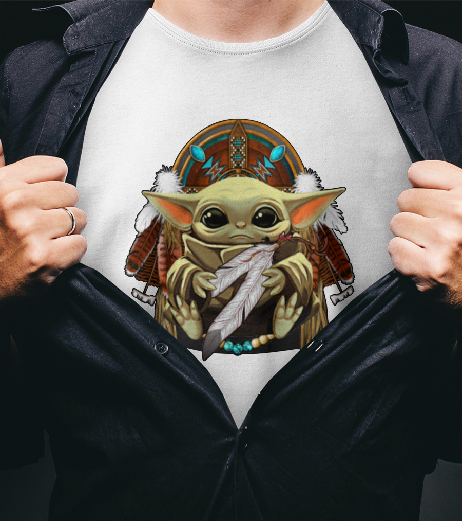 Baby Yoda Native American Headdress Feathers And Beads T-Shirt