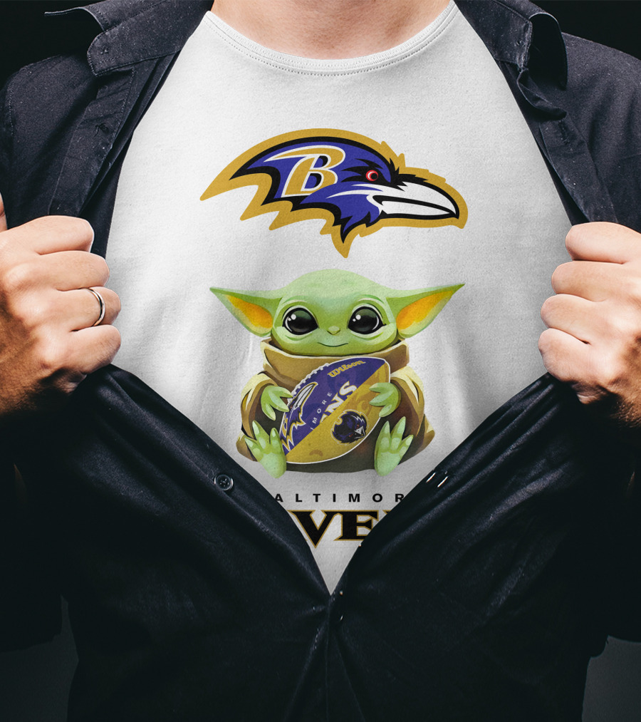 Baby Yoda Hug Baltimore Ravens Football Tailgate T-Shirt