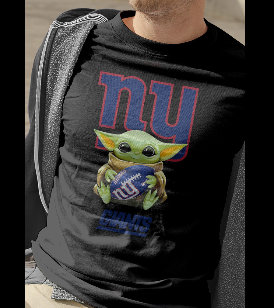 Baby Yoda Hugging New York Giants Football Fan T-Shirt