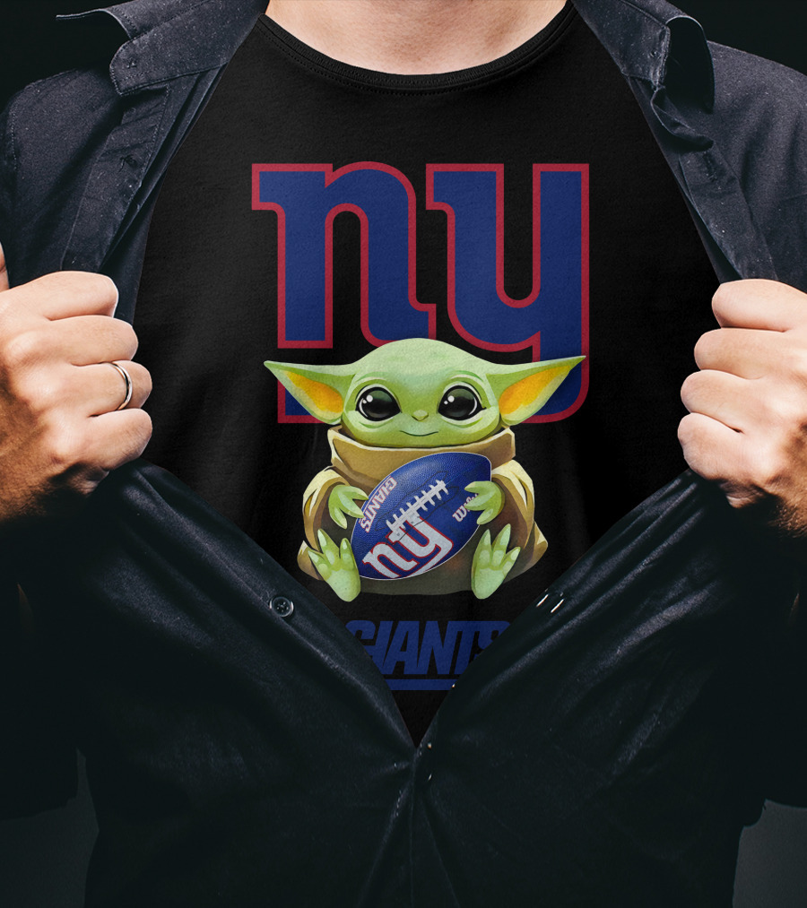 Baby Yoda Hugging New York Giants Football Fan T-Shirt