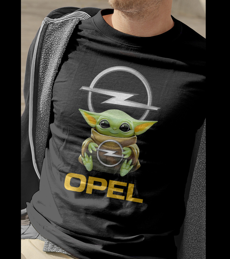 Baby Yoda Holding Opel T-Shirt