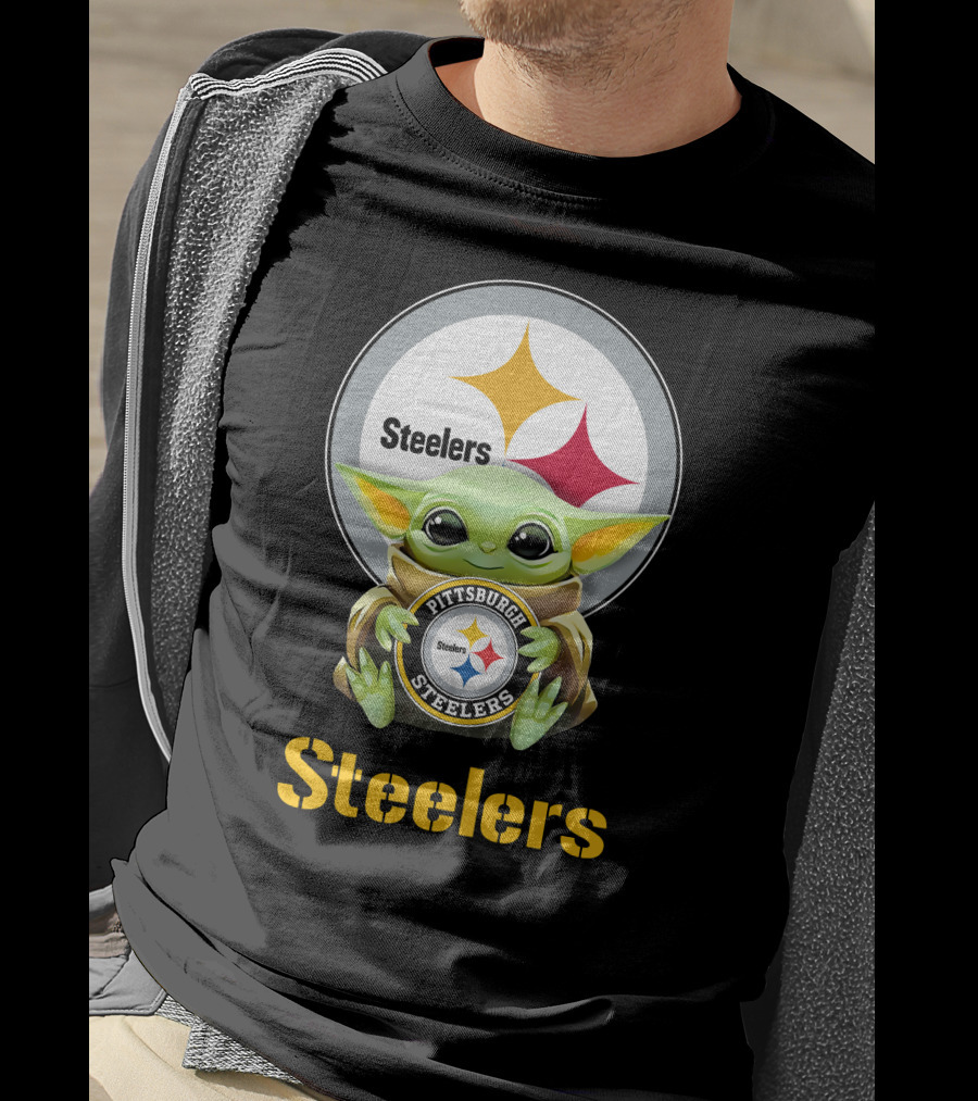 Baby Yoda Pittsburgh Steelers Hug Steelers T-Shirt