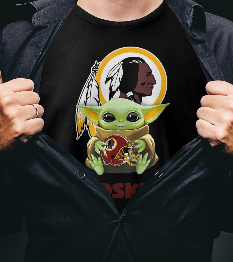 Baby Yoda Holding Washington Redskins Football Helmet Redskins T-Shirt