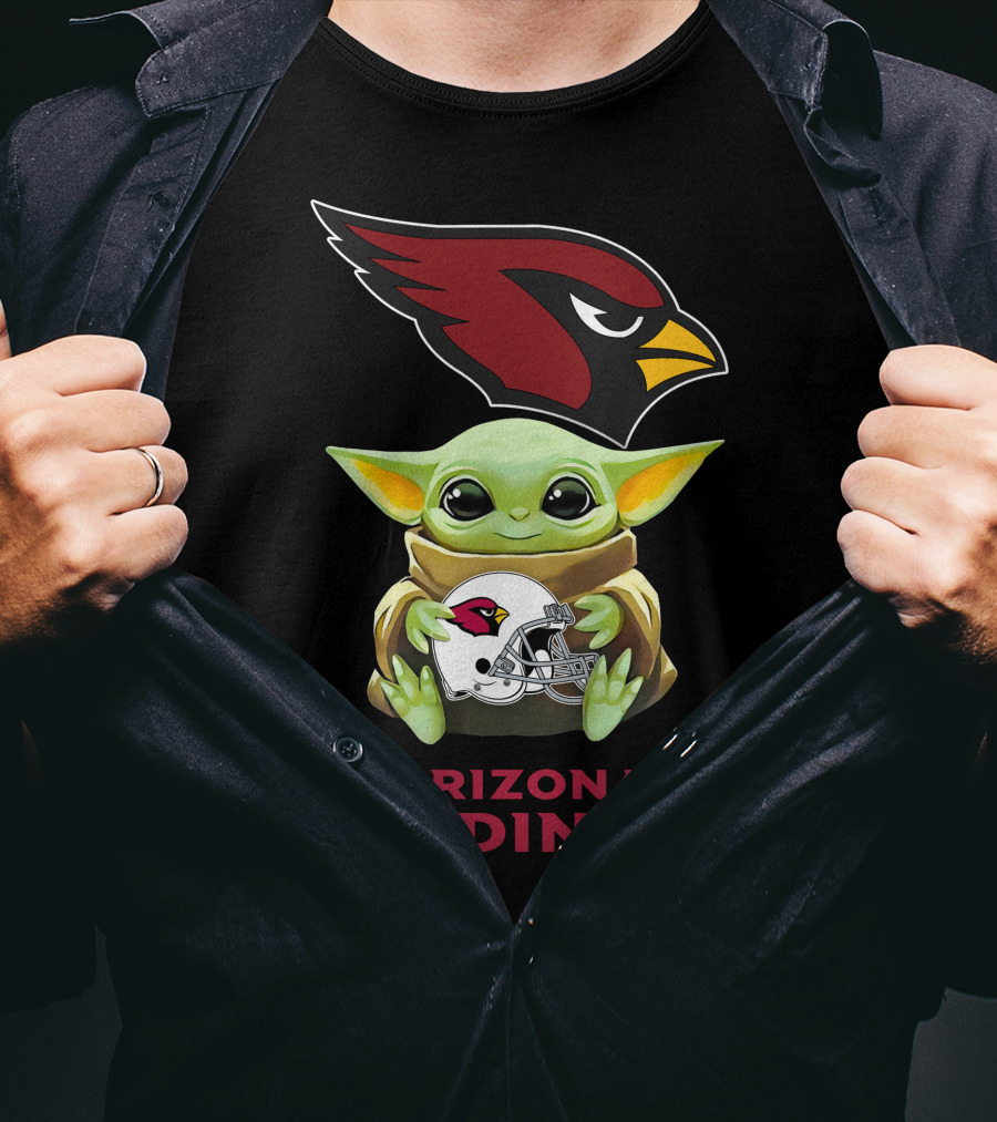 Star Wars Baby Yoda Holds Arizona Cardinals Helmet T-Shirt