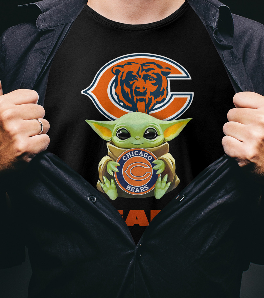 Star Wars Baby Yoda Holding Chicago Bears Emblem T-Shirt