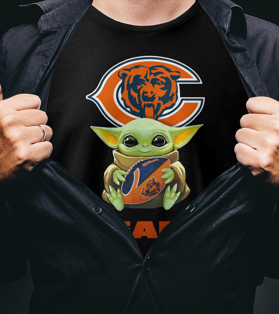 Star Wars Baby Yoda Chicago Bears Football T-Shirt