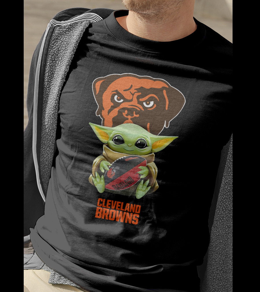 Cleveland Browns Baby Yoda Football Hug Star Wars Browns Dog T-Shirt