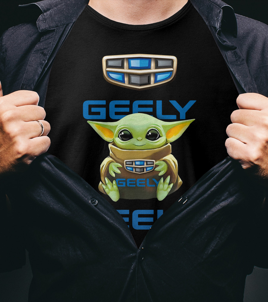 Star Wars The Mandalorian Baby Yoda Geely Embrace T-Shirt
