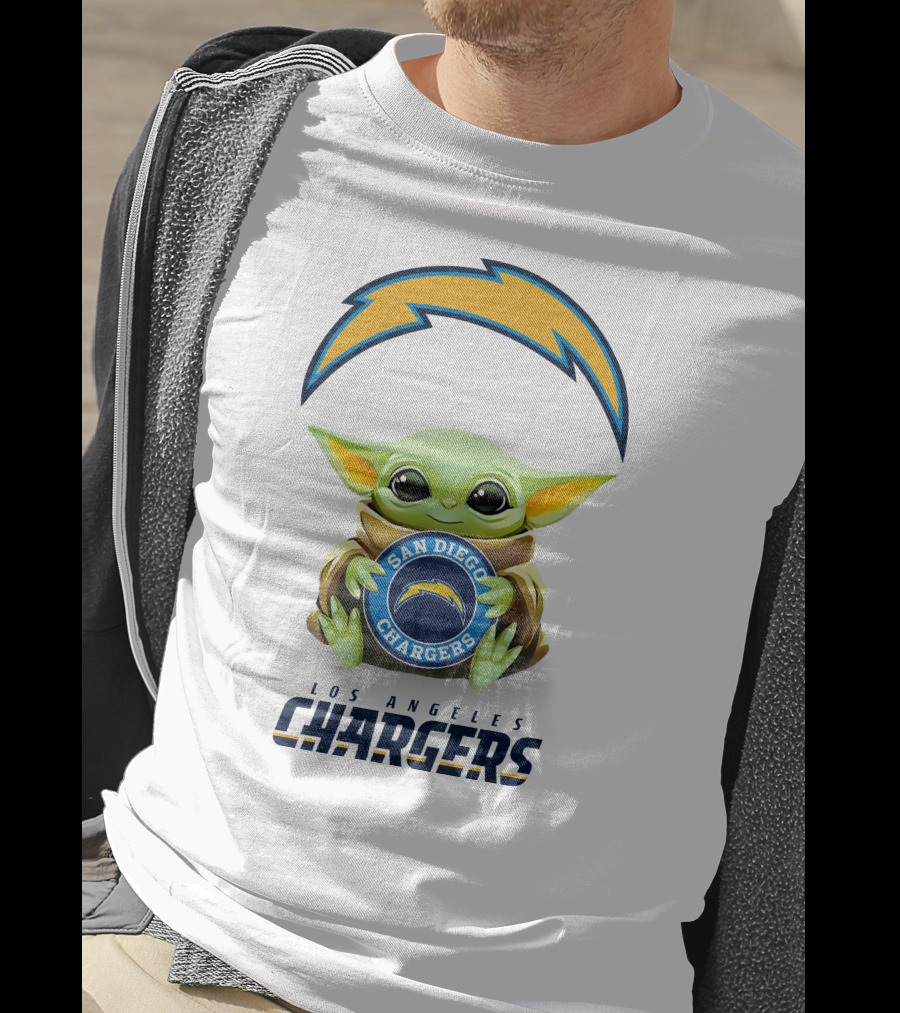 Star Wars Baby Yoda Hug Los Angeles Chargers San Diego Chargers T-Shirt