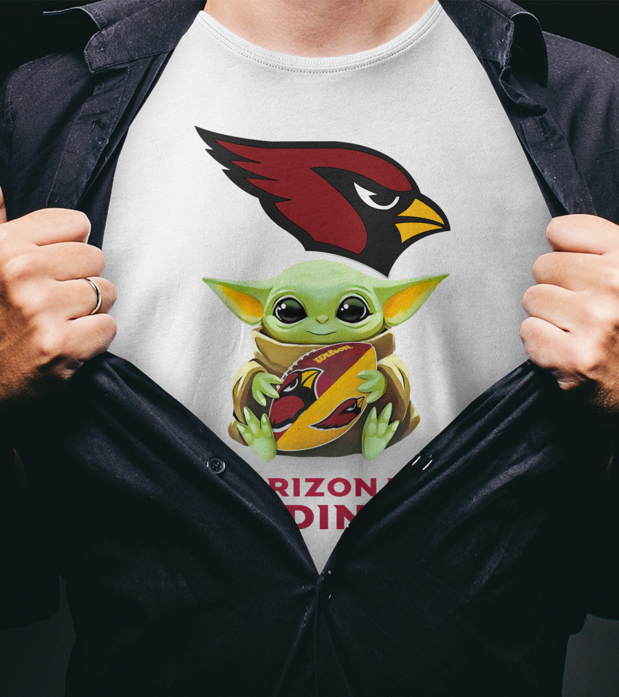 Baby Yoda Hug Arizona Cardinals Football T-Shirt