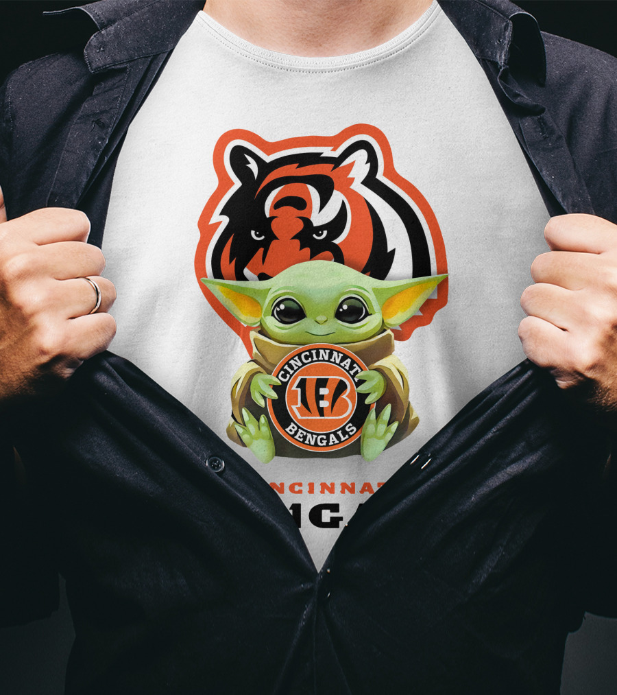 Baby Yoda Cincinnati Bengals T-Shirt