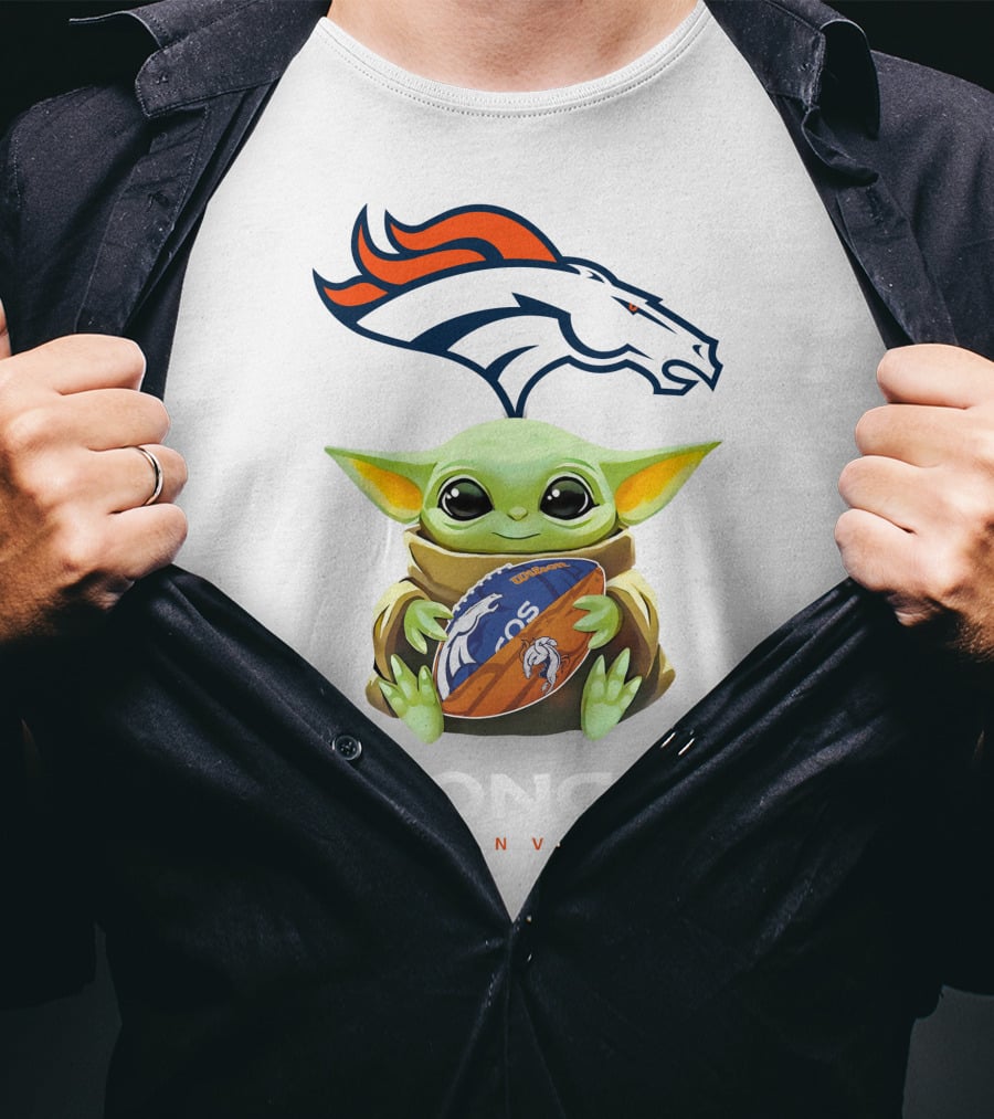 Baby Yoda Hug Broncos Football Denver Broncos T-Shirt