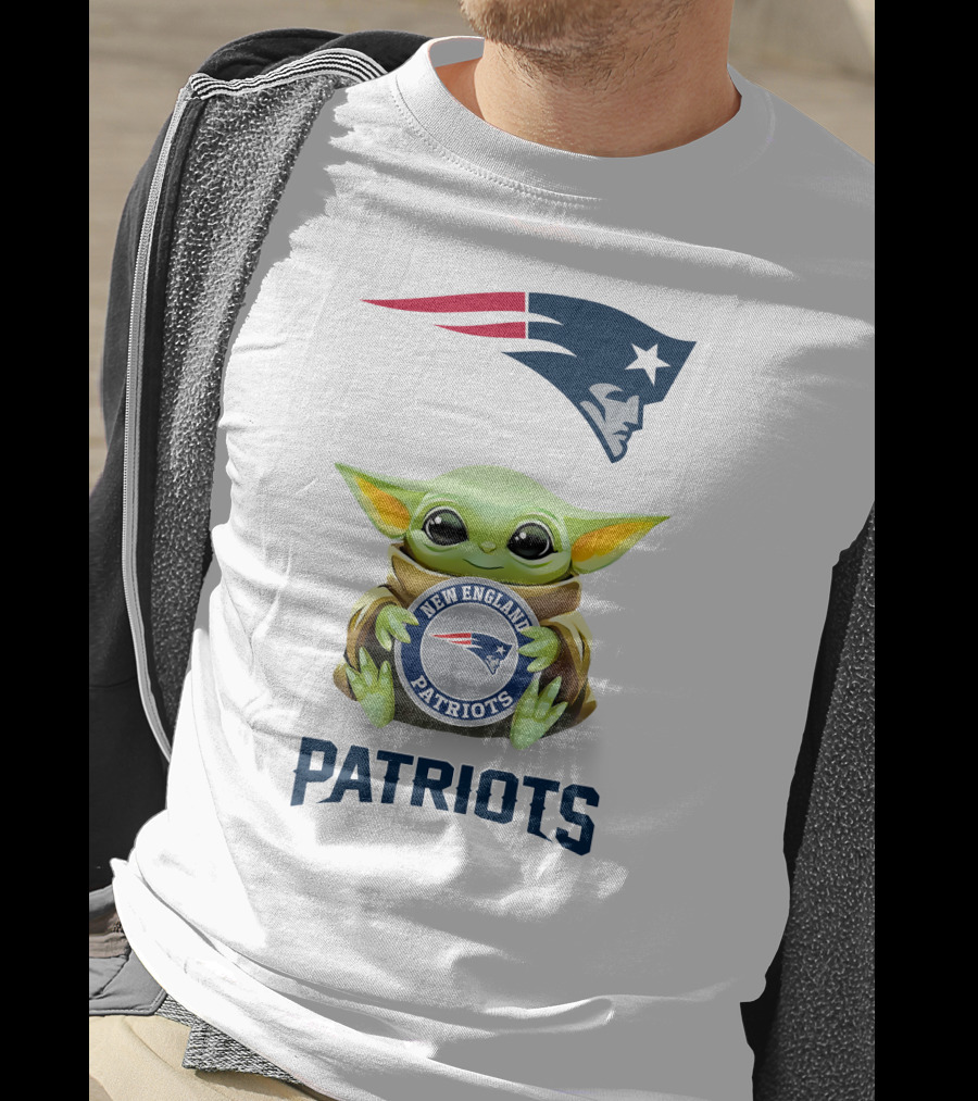 Baby Yoda New England Patriots Hugging T-Shirt