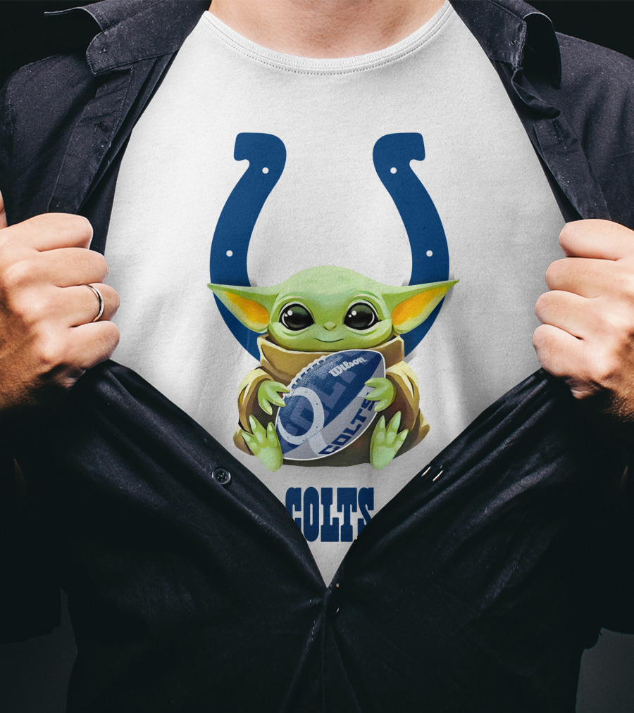 Star Wars Baby Yoda Hug Colts Football Indianapolis Fan Tailgate T-Shirt