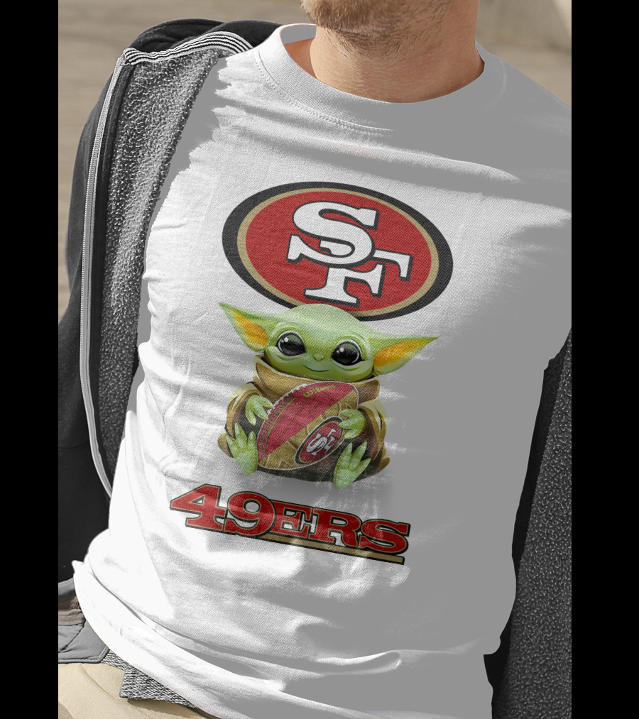 Star Wars Baby Yoda Hugging San Francisco 49ers Football 49ers SF T-Shirt
