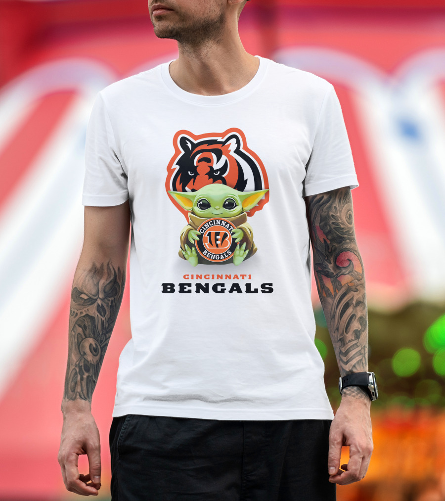 Cincinnati Bengals Baby Yoda Hugging Bengals Logo Tiger T-Shirt
