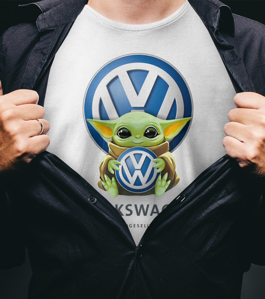 Volkswagen Grogu Hugging Logo Aktiengesellschaft T-Shirt
