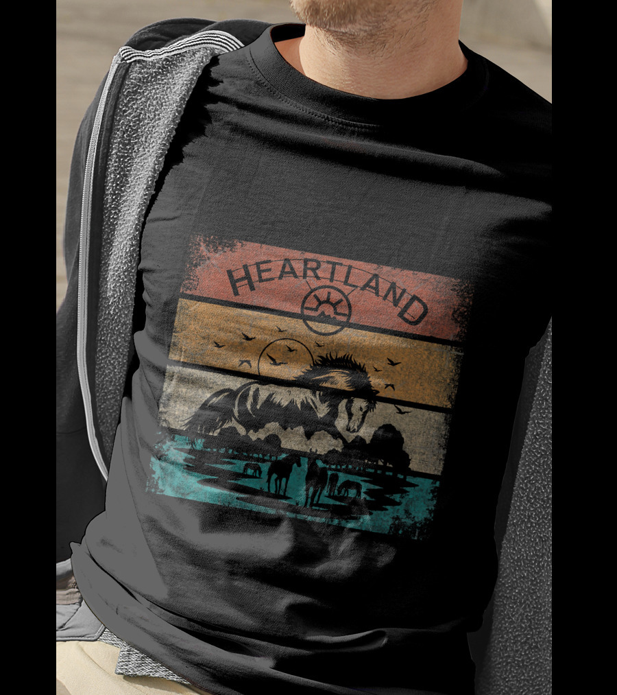 Heartland Horse Silhouette Retro Sunset Scene T-Shirt