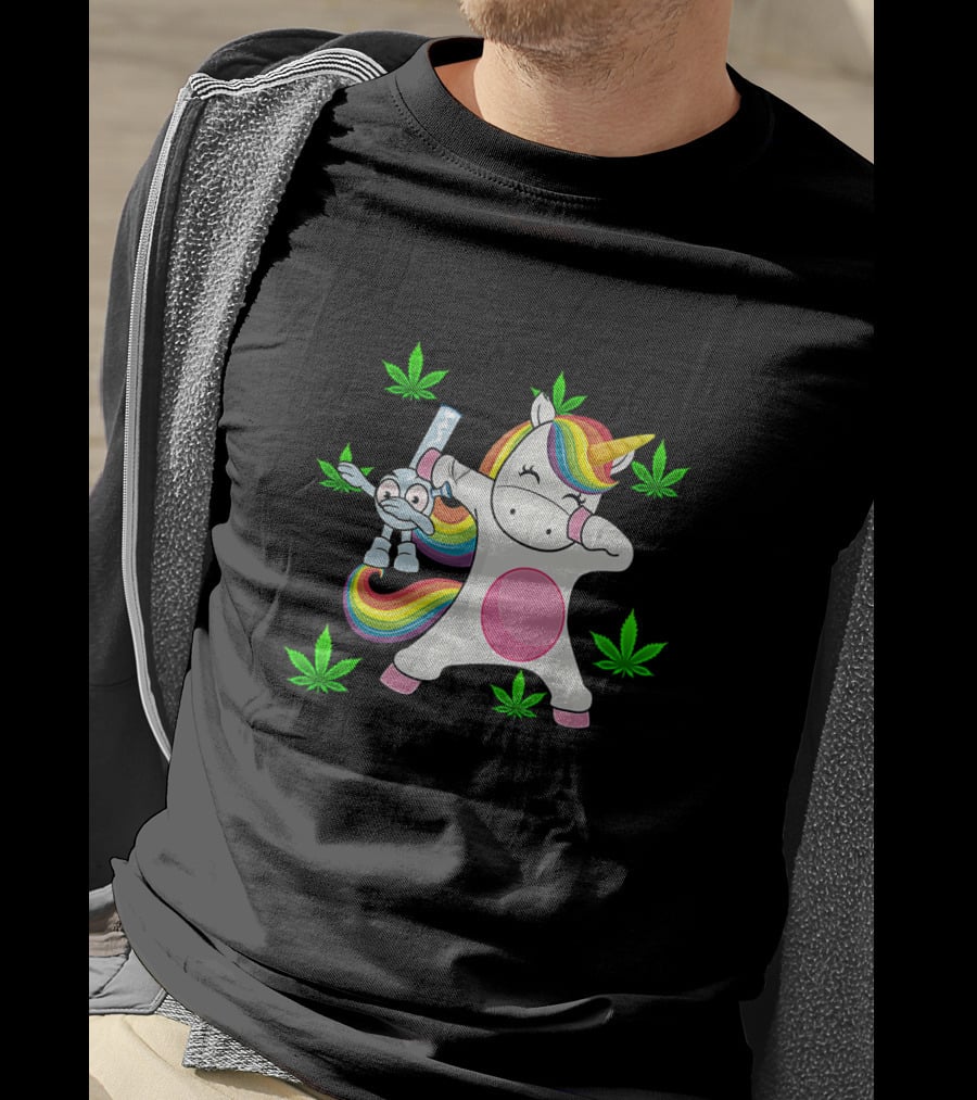 Unicorn Dab With Rainbow Bong Surrounded By Marijuana Leaves T-Shirt