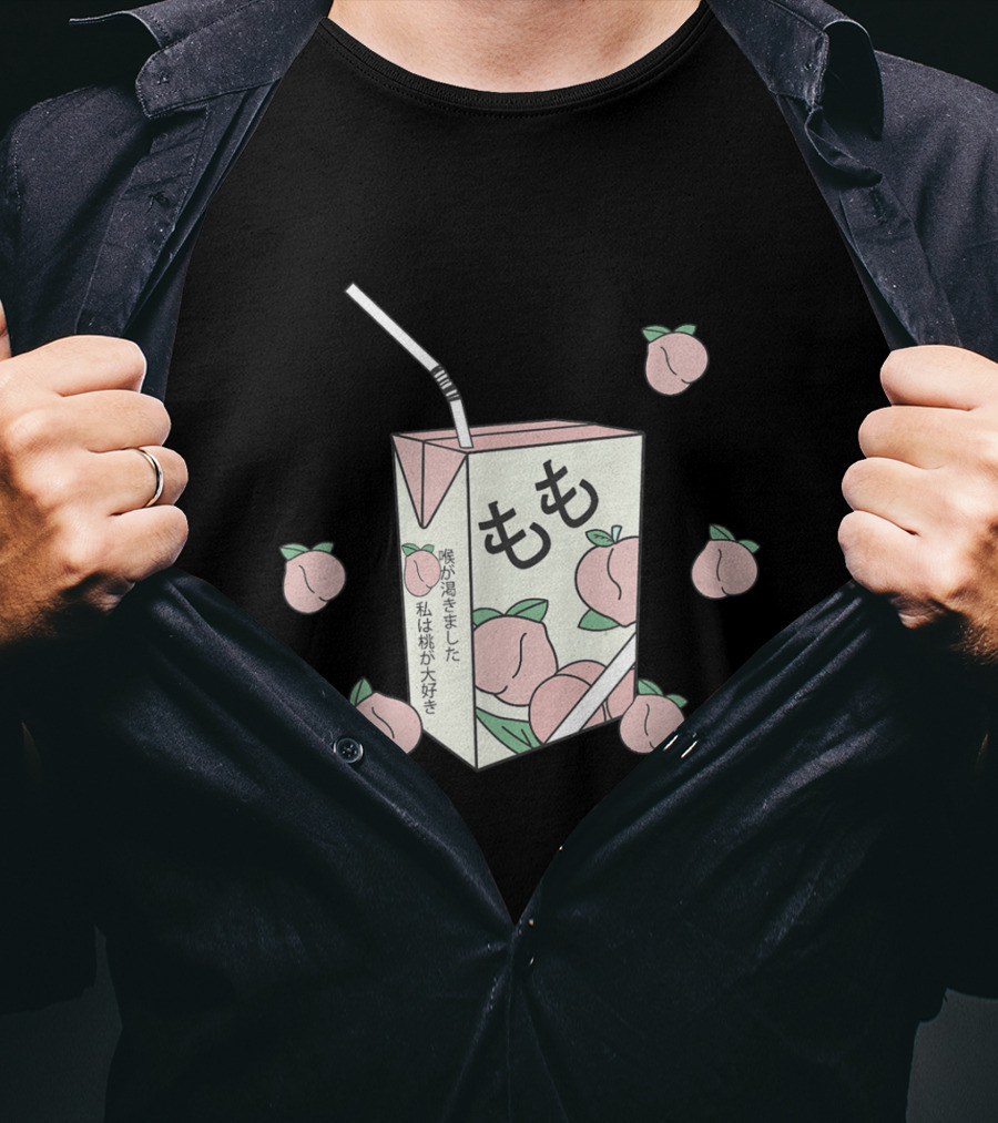 90s Japanese Aesthetic Otaku Anime Peach Juice Box With Kanji And Pastel Peaches T-Shirt