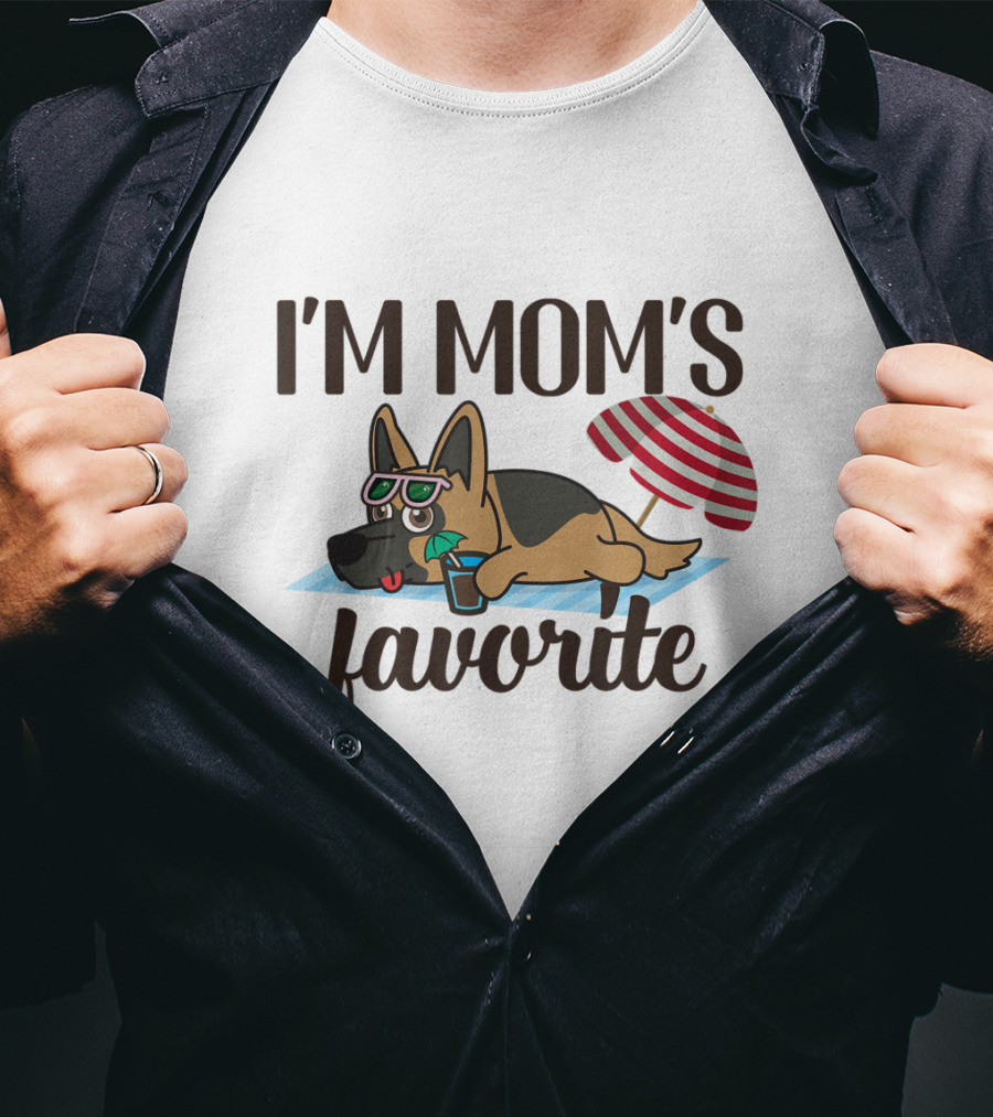 I'm Mom's Favorite Shepherd Funny Cute Dog Under Umbrella T-Shirt