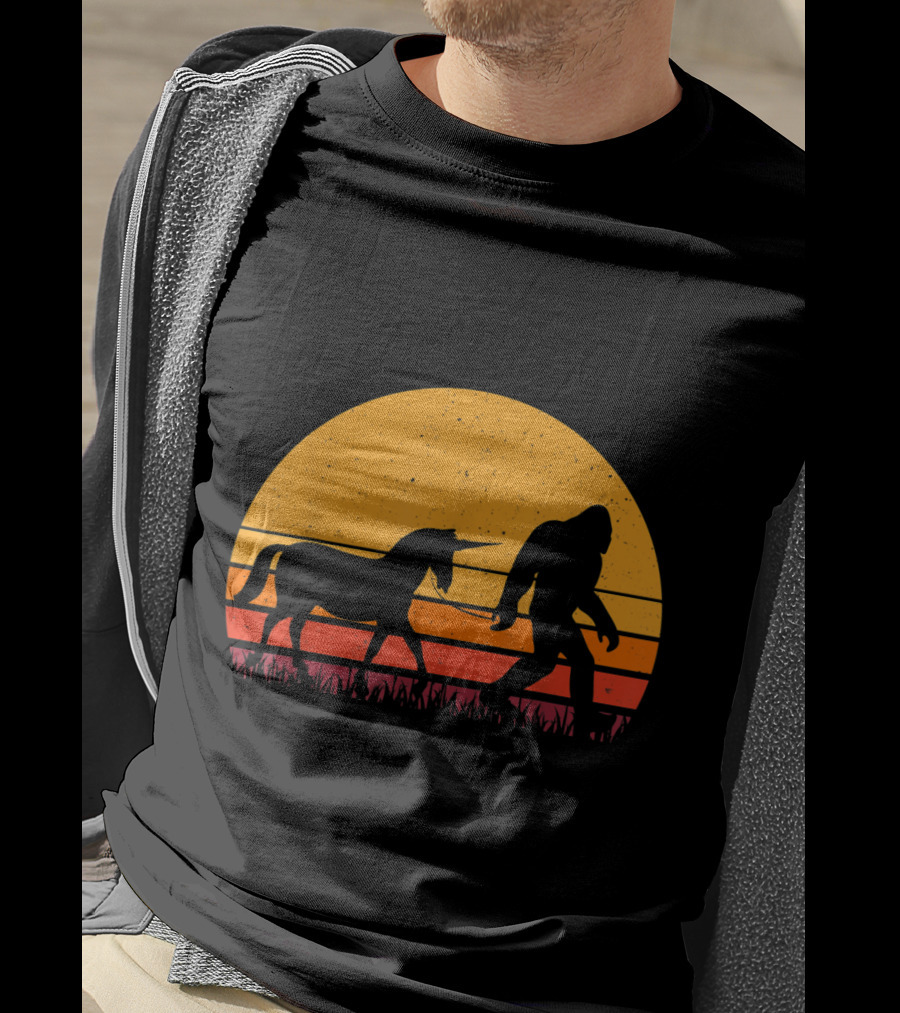 Bigfoot Sasquatch Walking Unicorn Retro Sunset T-Shirt