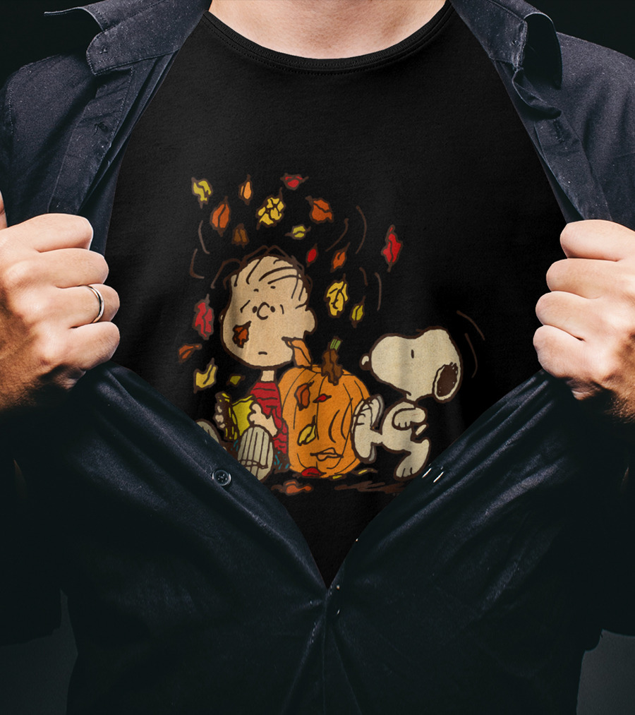 Peanuts Snoopy Linus With Pumpkin And Falling Leaves T-Shirt