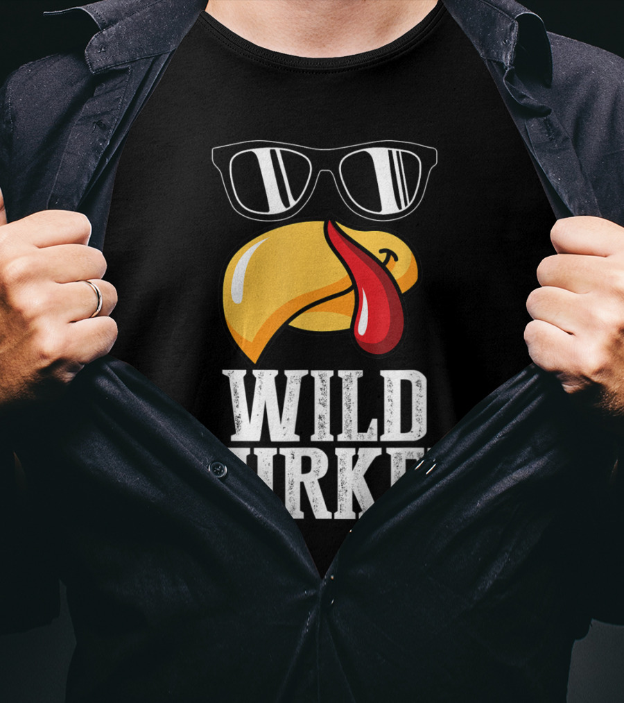 Wild Turkey Funny Sunglasses Tongue Thanksgiving Turkey Lover T-Shirt