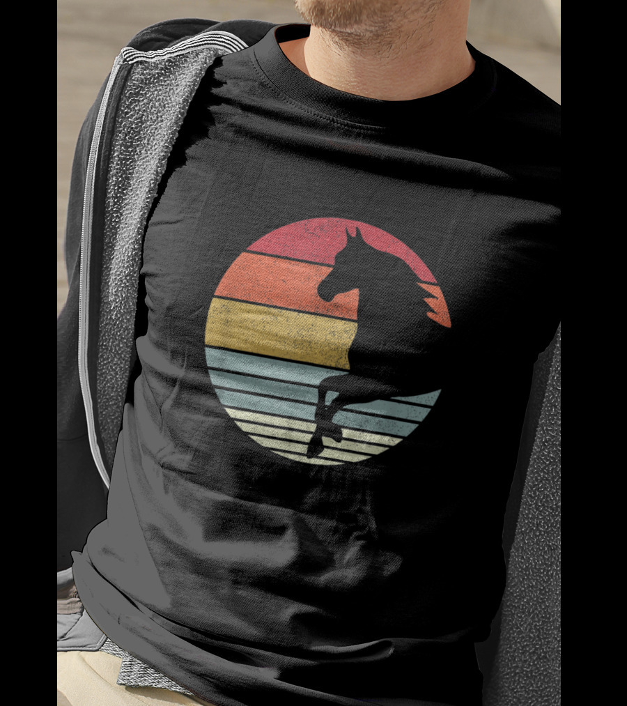 Vintage Riding Horses Retro Sunset T-Shirt