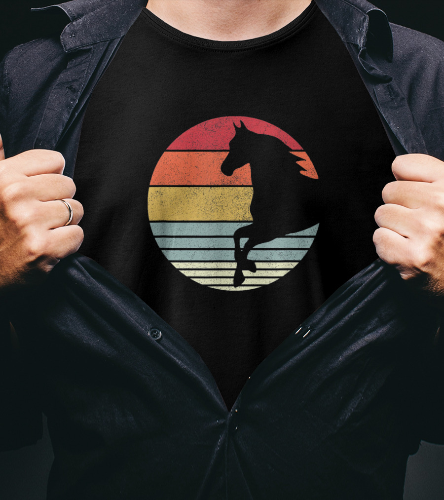 Vintage Riding Horses Retro Sunset T-Shirt