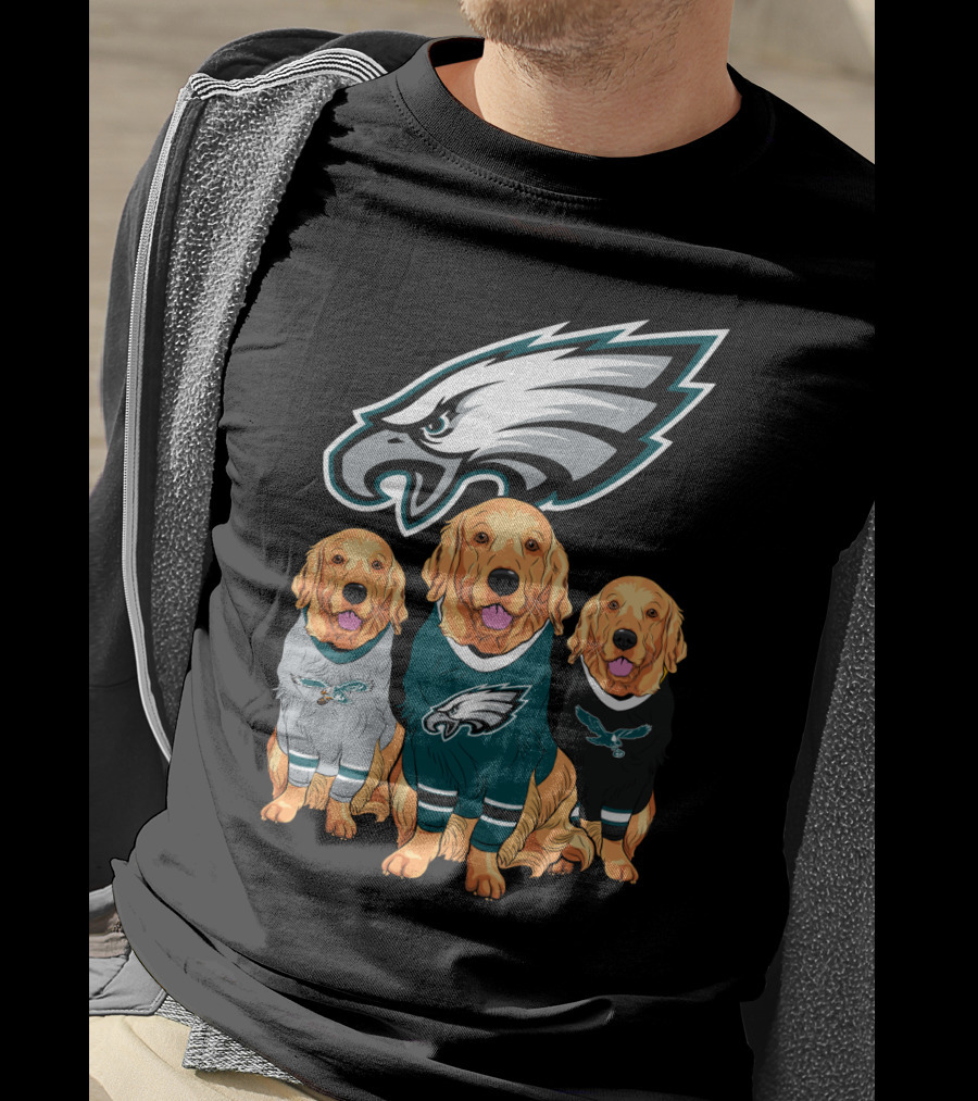 Philadelphia Eagles Golden Retrievers T-Shirt