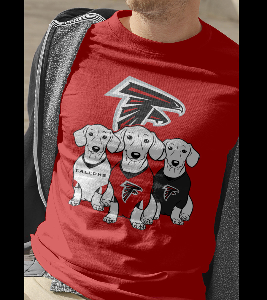 Atlanta Falcons With Dachshund  T-Shirt