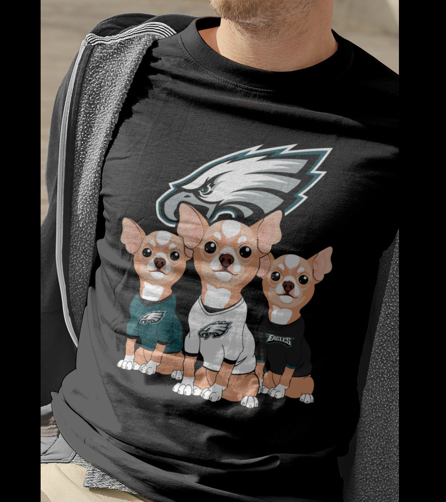 Philadelphia Eagles Chihuahua Trio T-Shirt