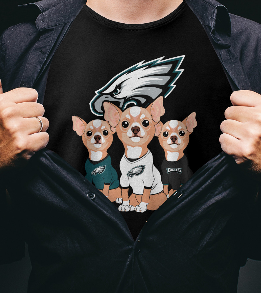 Philadelphia Eagles Chihuahua Trio T-Shirt