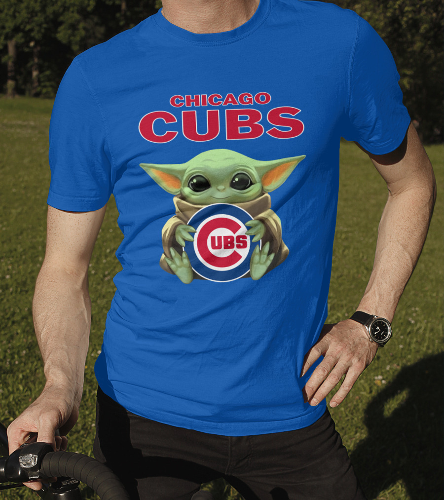Chicago Cubs Baby Yoda Holding Cubs T-Shirt