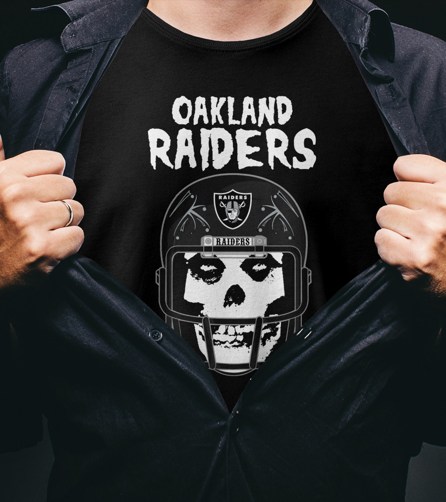 Oakland Raiders Skull Helmet T-Shirt