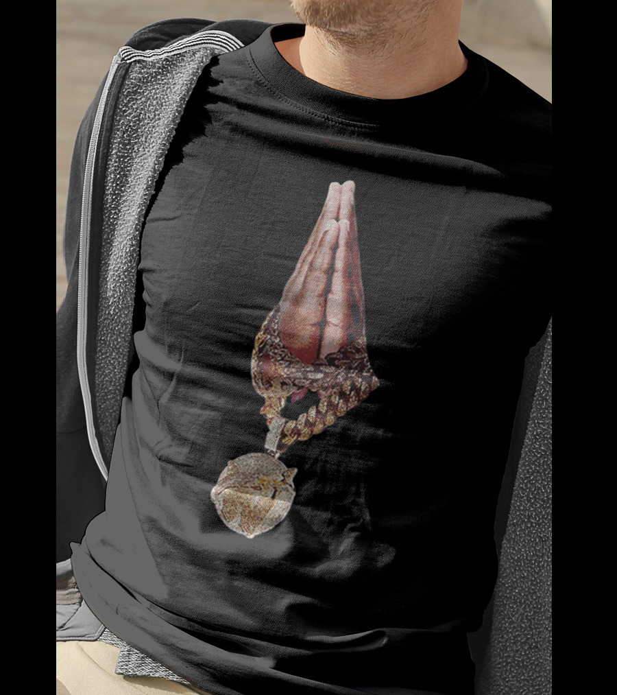 Pop Smoke Praying Hands Vlone Chain Pendant Merch T-Shirt