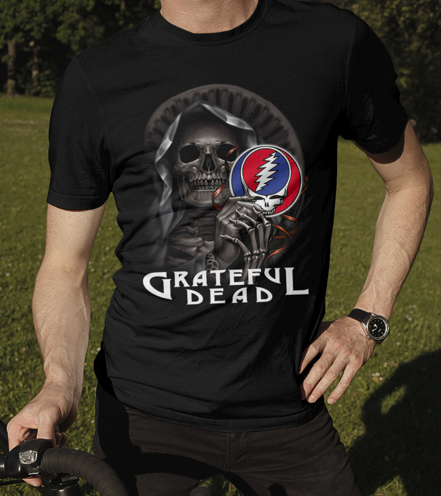 Grateful Dead Skeleton Holding Steal Your Face T-Shirt