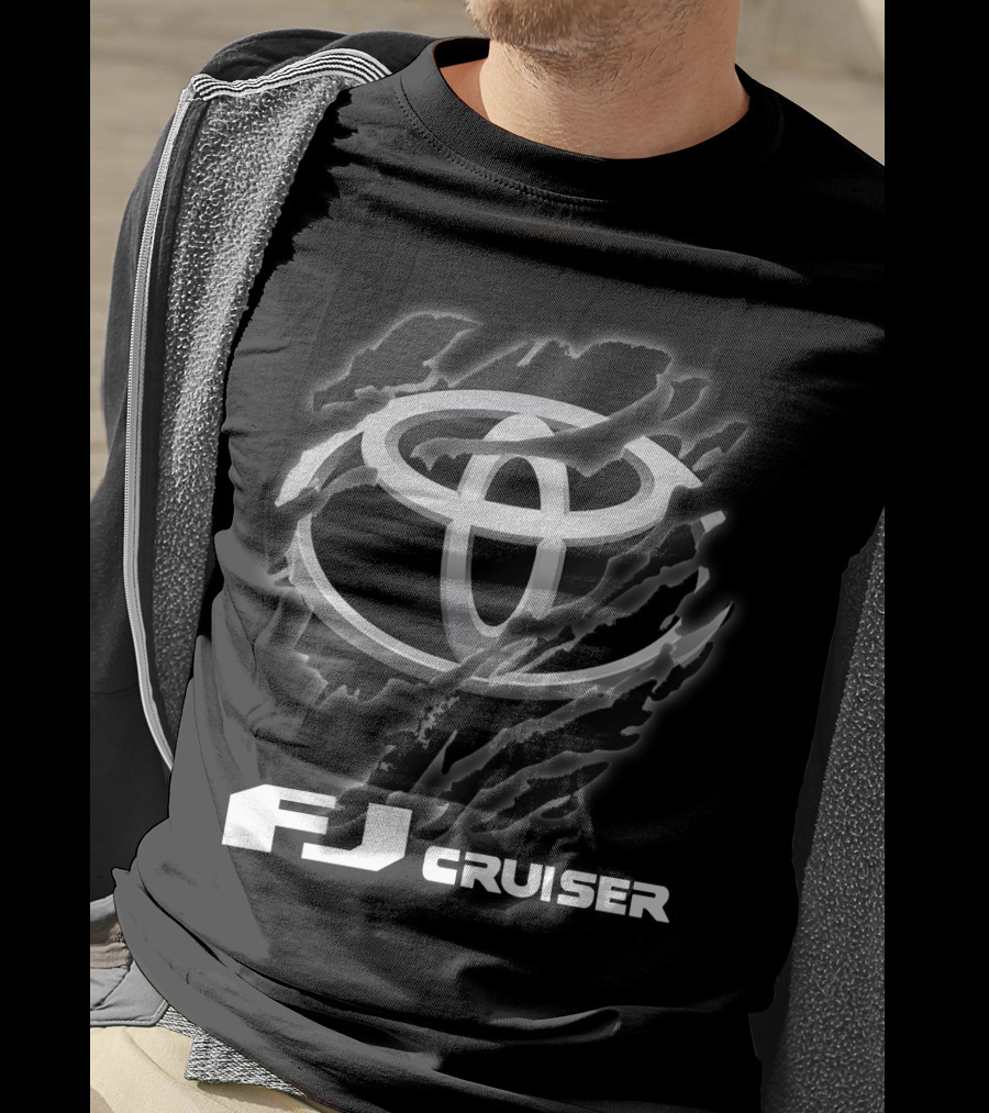 Fj Cruiser 01 Toyota Logo Claw Marks T-Shirt