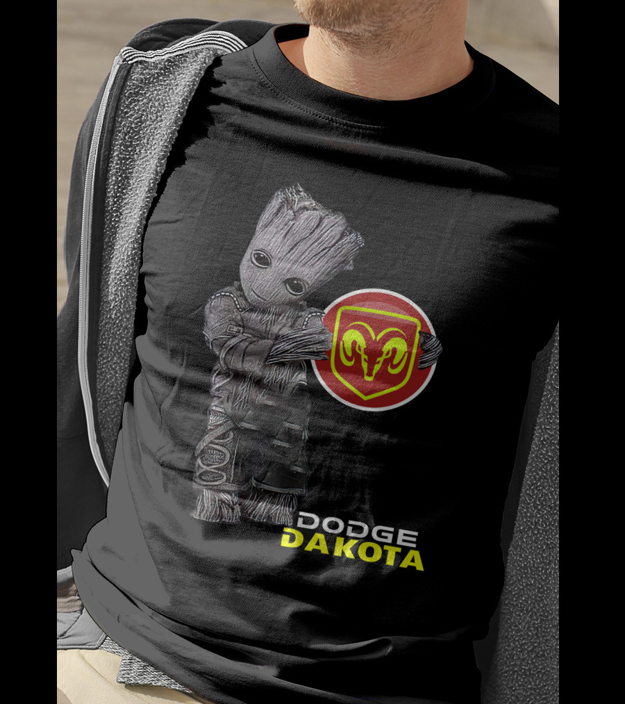 Dodge Dakota 04 Groot Holding Ram T-Shirt