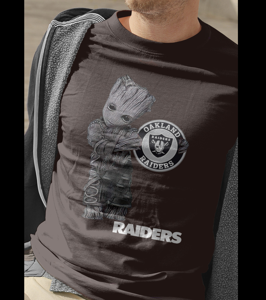 Oakland Raiders Groot Holding T-Shirt
