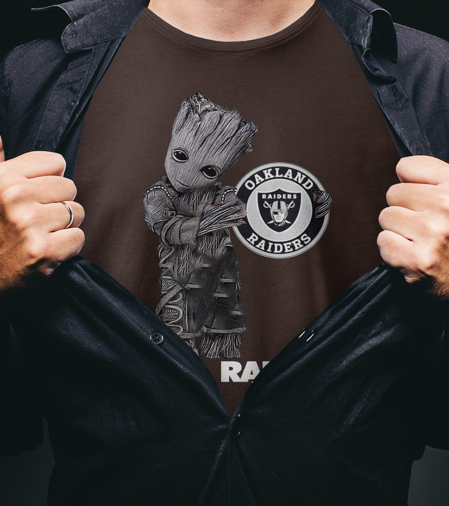 Oakland Raiders Groot Holding T-Shirt