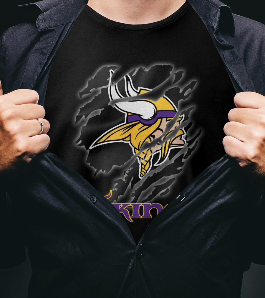 Vikings Nfl Football Helmet Logo Claw Marks Vintage Fan T-Shirt