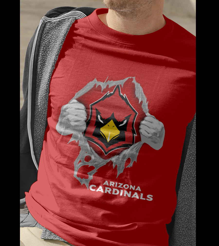 Arizona Cardinals Fierce Mascot Display With 06 Football Spirit T-Shirt
