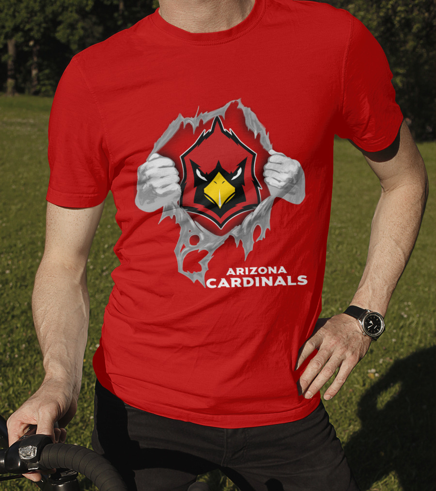 Arizona Cardinals Fierce Mascot Display With 06 Football Spirit T-Shirt