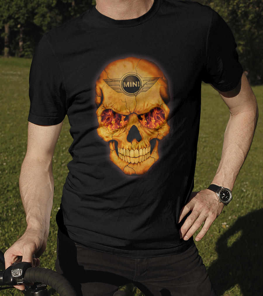 Flaming Skull Mini Logo Eyed T-Shirt