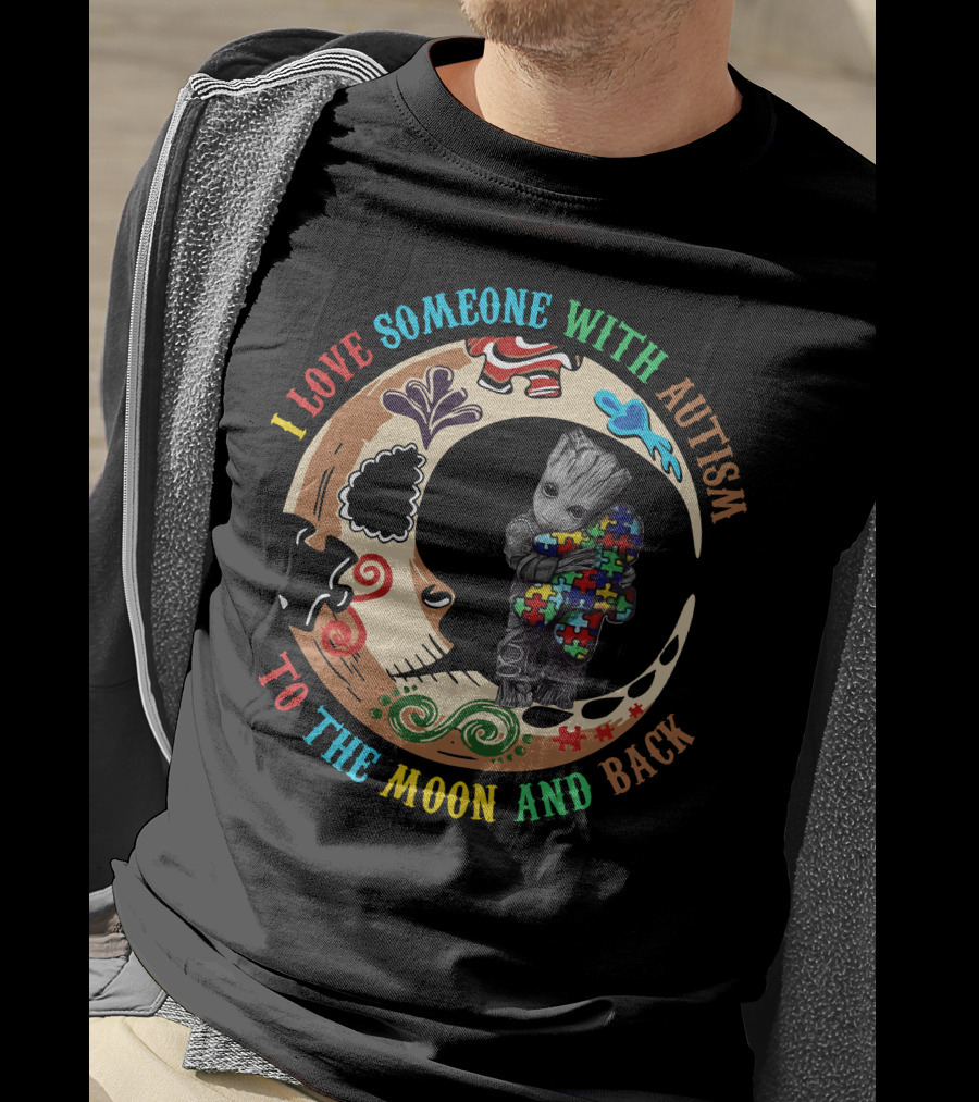 I Love Someone With Autism To The Moon And Back Puzzle Piece Hug T-Shirt