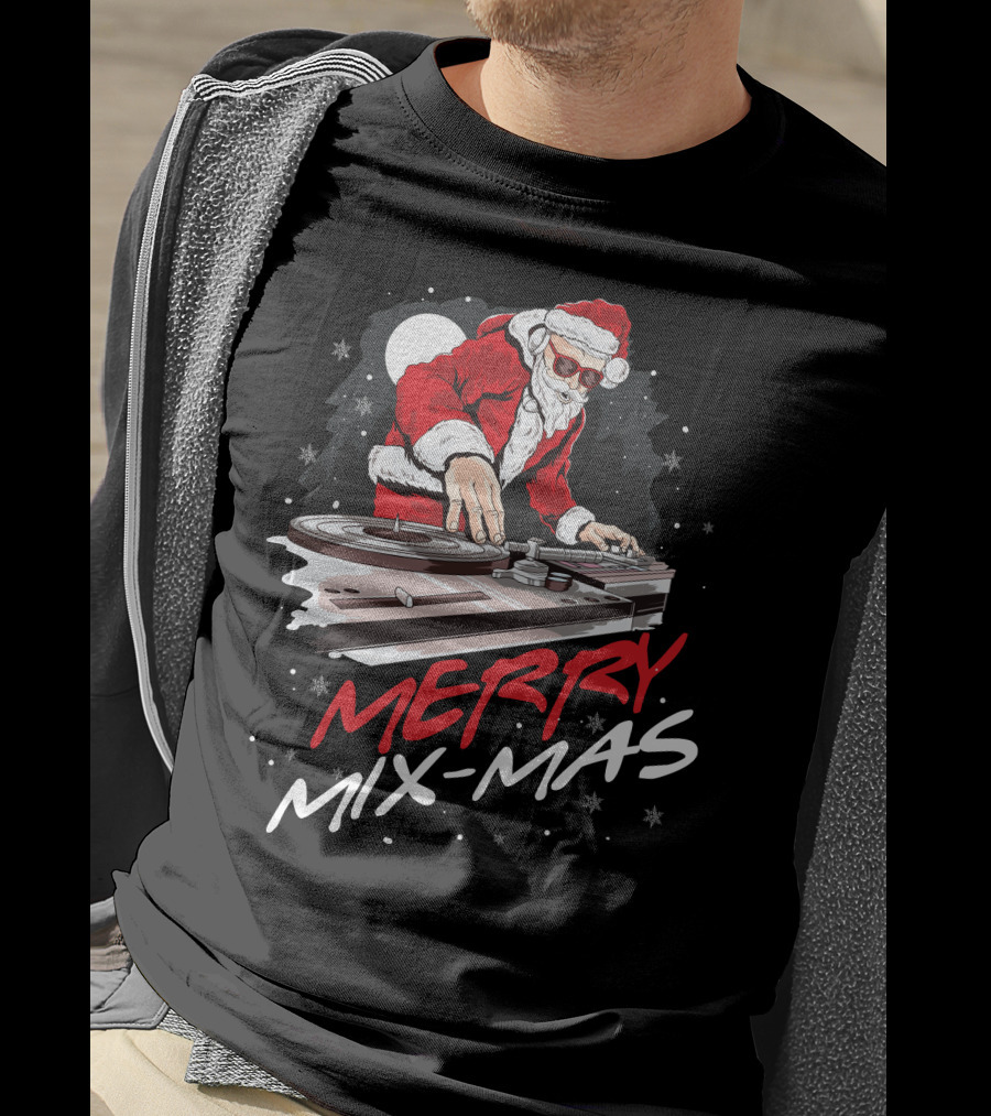 Merry Mix Mas Santa DJ Mixing Christmas Music T-Shirt