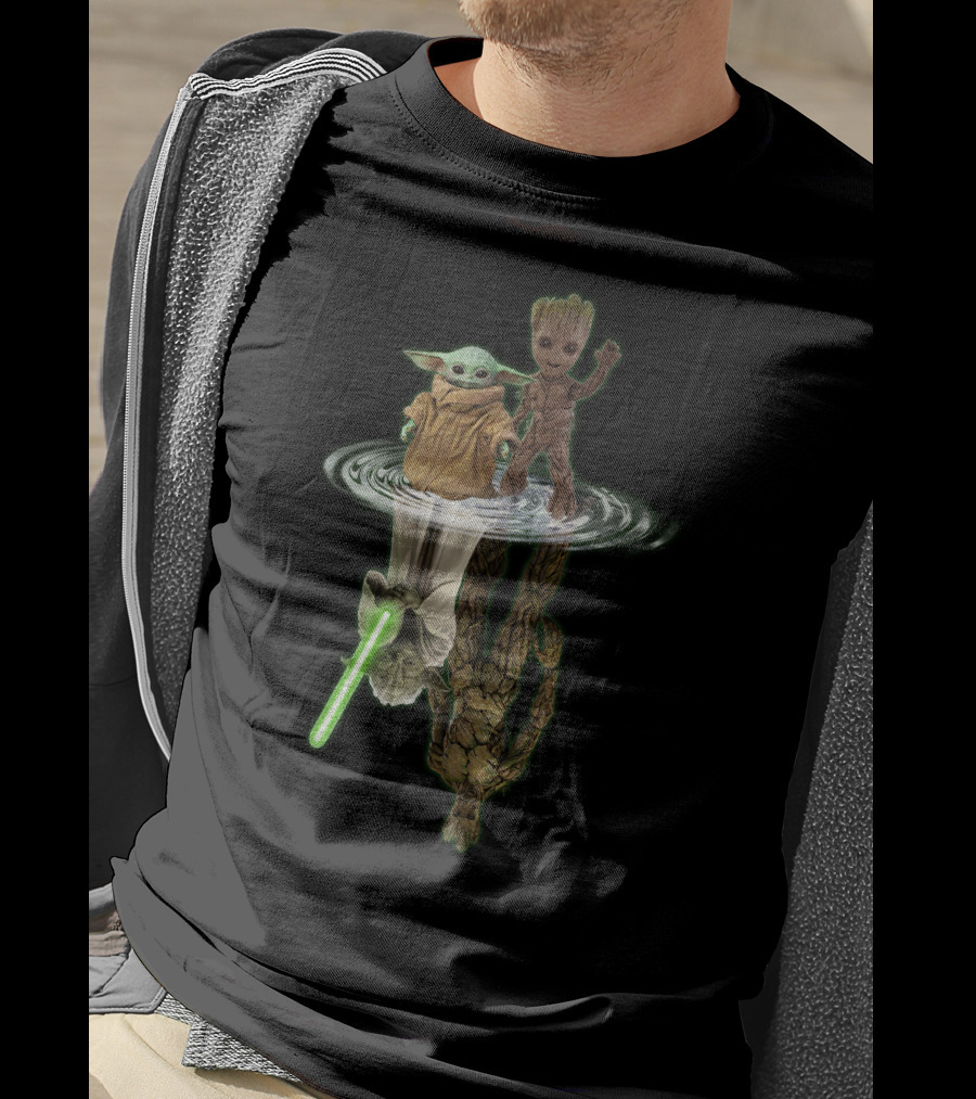 Yoda And Groot Reflection With Lightsaber ZN375 T-Shirt