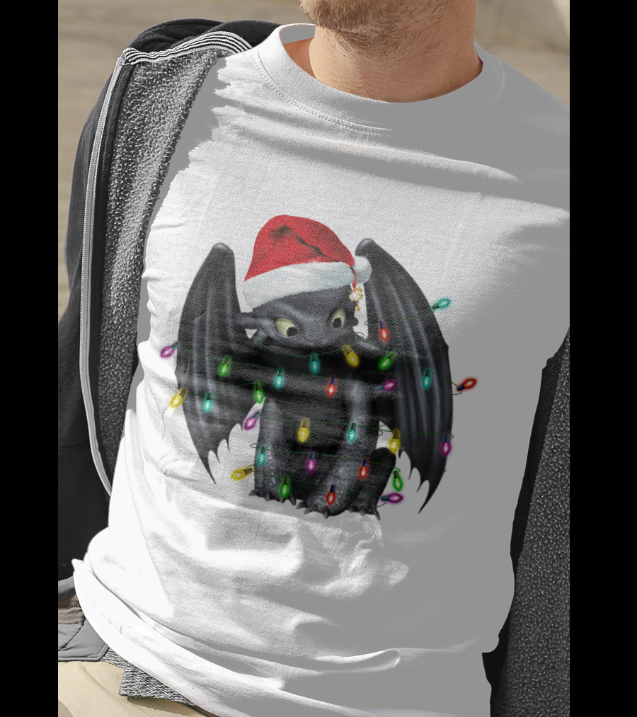How To Train Your Dragon ZN 297 Toothless Christmas Lights Santa Hat T-Shirt